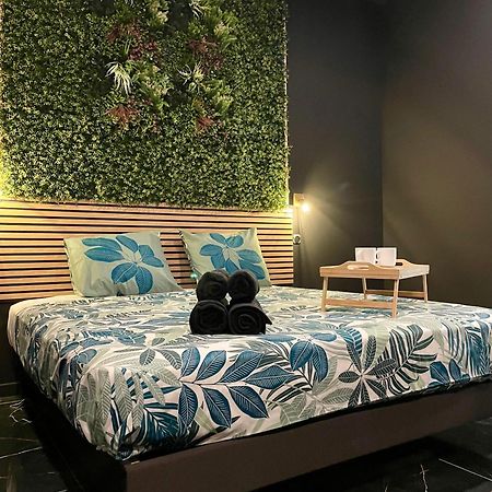 Jungle Love Room De L Hermitage Tournon-sur-Rhone Εξωτερικό φωτογραφία