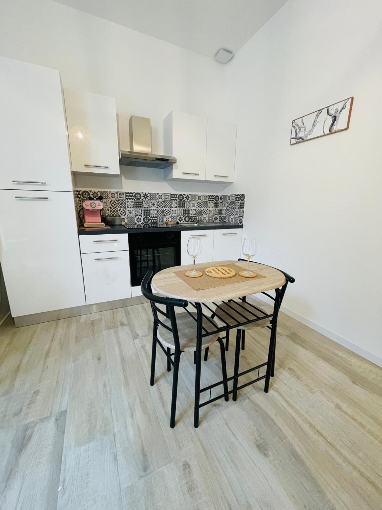 Jungle Love Room De L Hermitage Tournon-sur-Rhone Εξωτερικό φωτογραφία